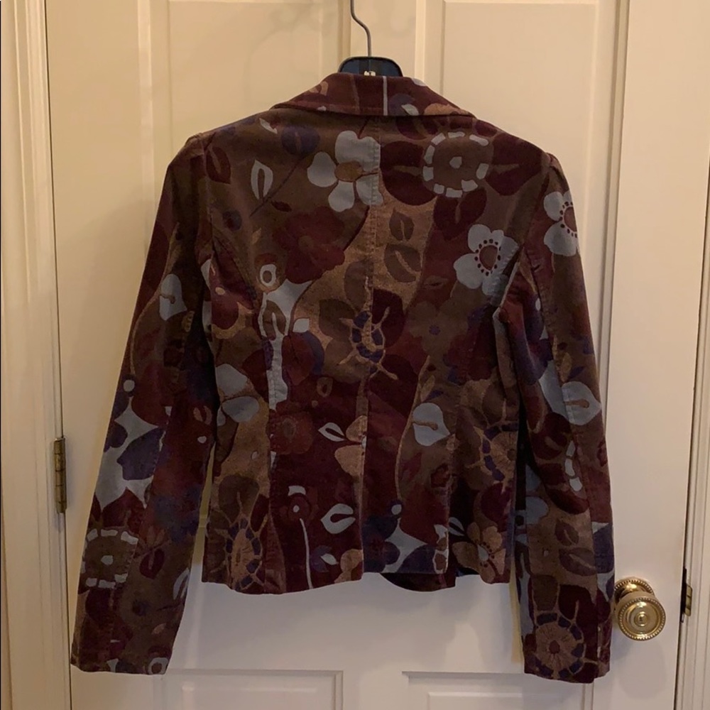 Jacket - Picture 2 of 6
